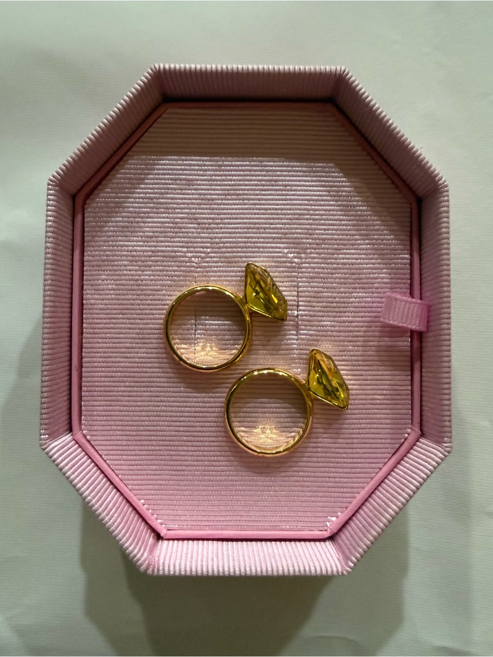 Swarovski Lucent Ring Magnetic, Yellow - Picture 4 of 5